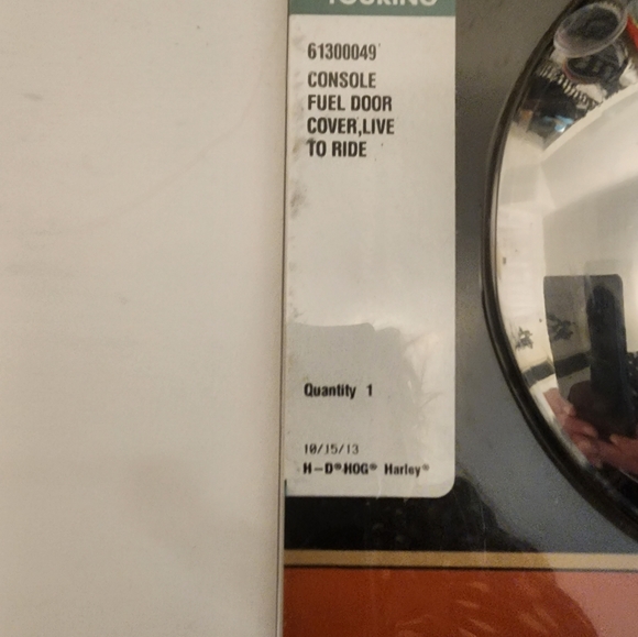 Harley-Davidson fuel door cover live to ride - Picture 5 of 6